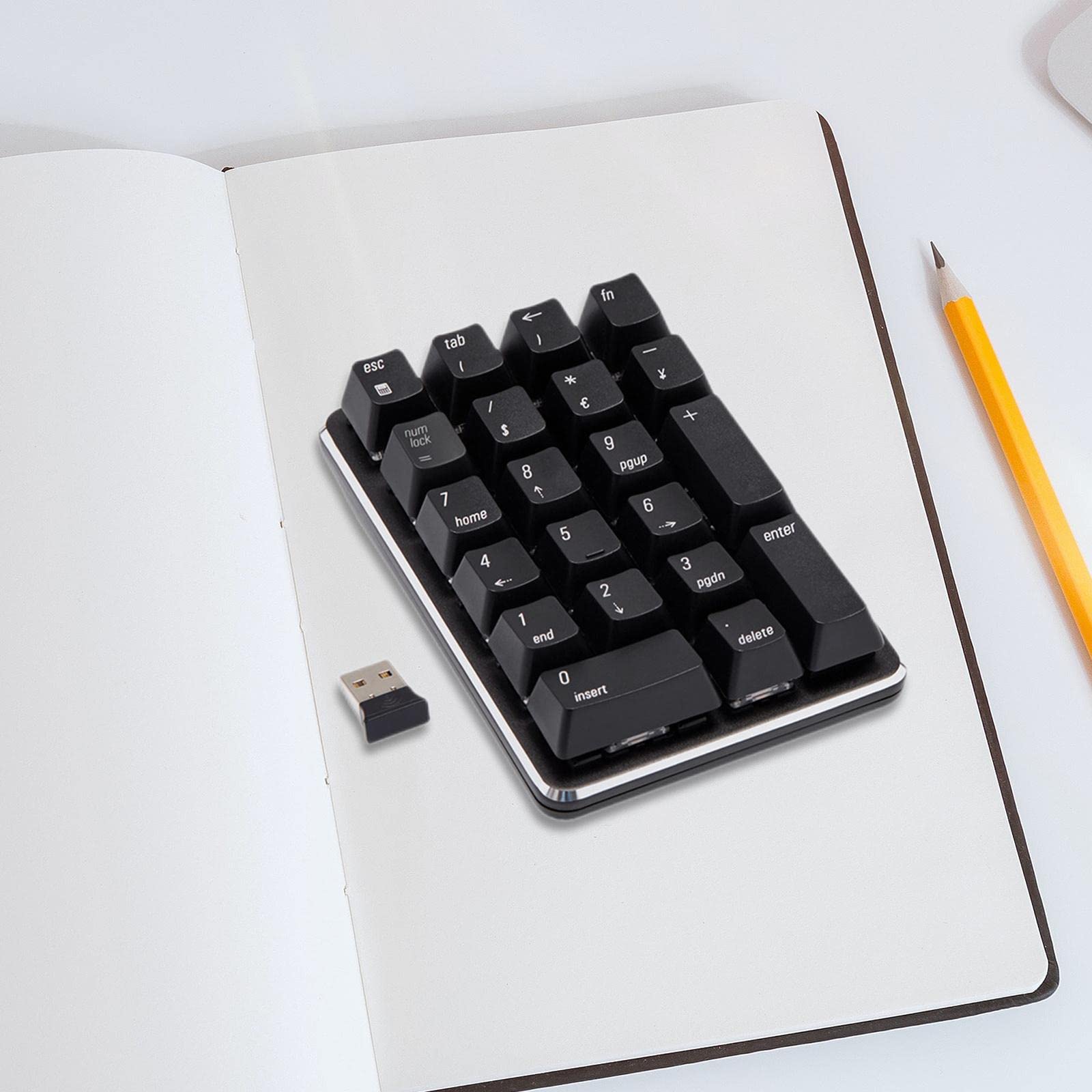 Amazon | 2.4Gワイヤレスメカニカルテンキー21キーミニテンキー